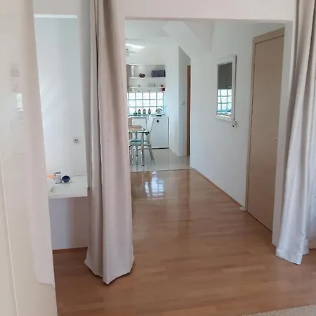 Sruk Apartment *