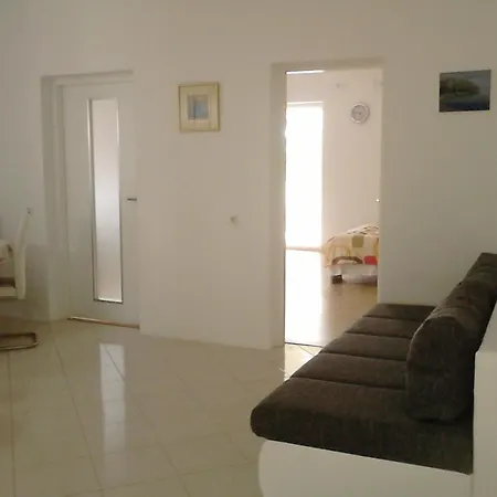 Sruk Apartment Sukosan